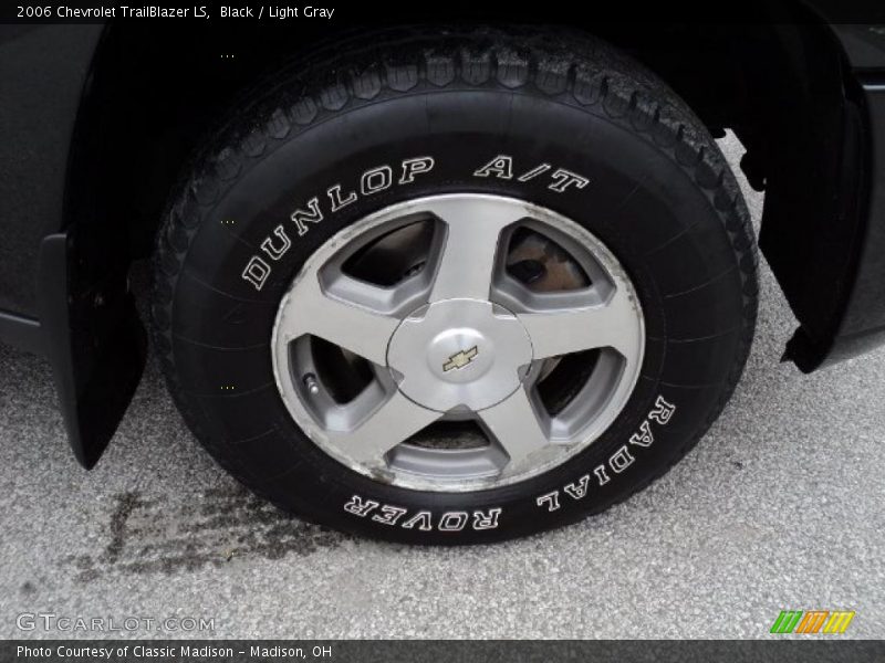 Black / Light Gray 2006 Chevrolet TrailBlazer LS