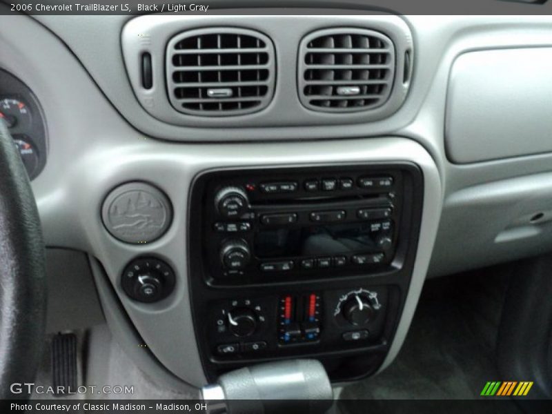 Black / Light Gray 2006 Chevrolet TrailBlazer LS