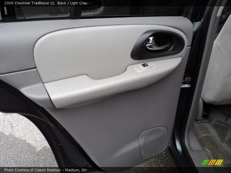 Black / Light Gray 2006 Chevrolet TrailBlazer LS