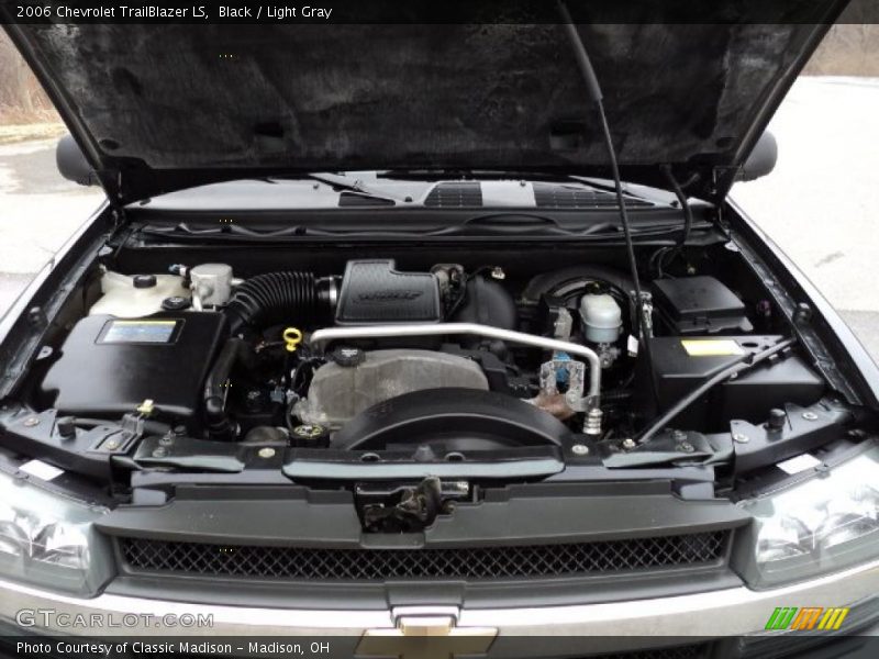 Black / Light Gray 2006 Chevrolet TrailBlazer LS