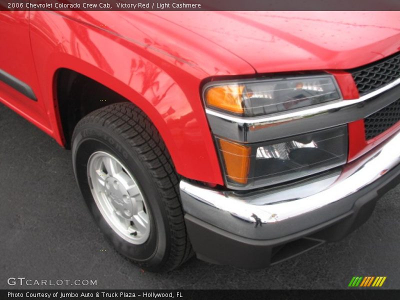Victory Red / Light Cashmere 2006 Chevrolet Colorado Crew Cab
