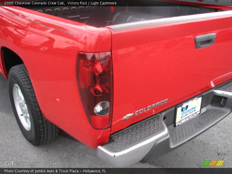 Victory Red / Light Cashmere 2006 Chevrolet Colorado Crew Cab