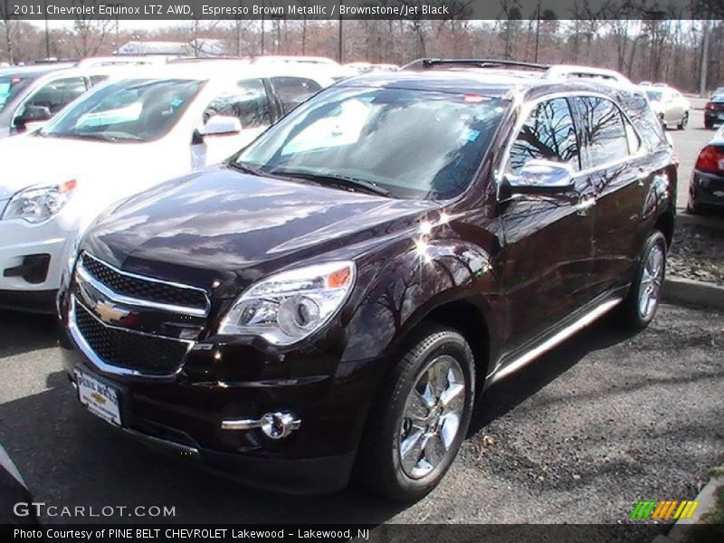 Front 3/4 View of 2011 Equinox LTZ AWD