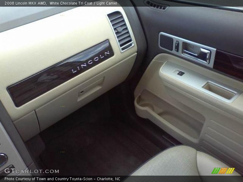 White Chocolate Tri Coat / Light Camel 2008 Lincoln MKX AWD