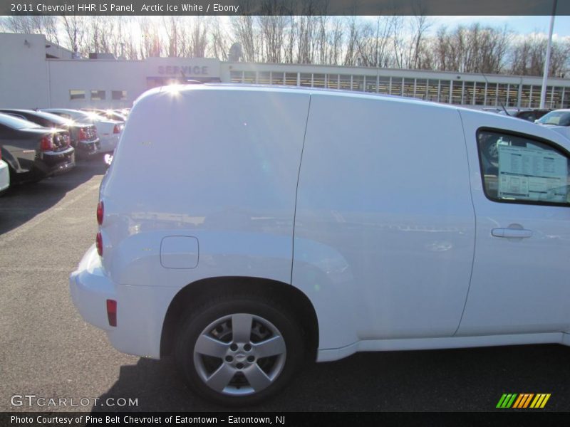 Arctic Ice White / Ebony 2011 Chevrolet HHR LS Panel