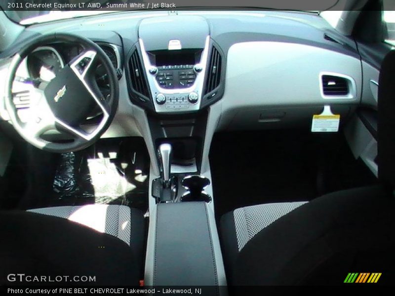Summit White / Jet Black 2011 Chevrolet Equinox LT AWD