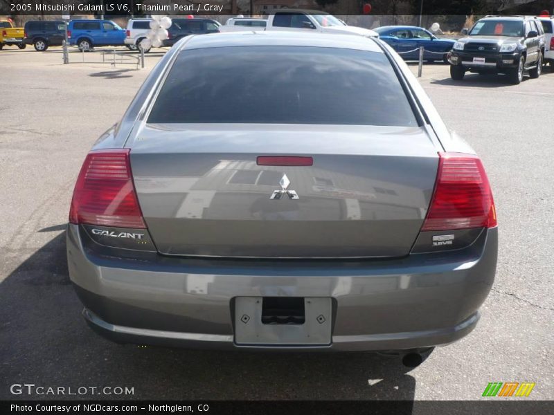 Titanium Pearl / Gray 2005 Mitsubishi Galant LS V6