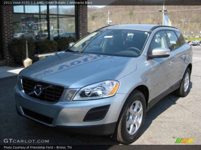 Silver Metallic / Anthracite Black 2011 Volvo XC60 3.2 AWD
