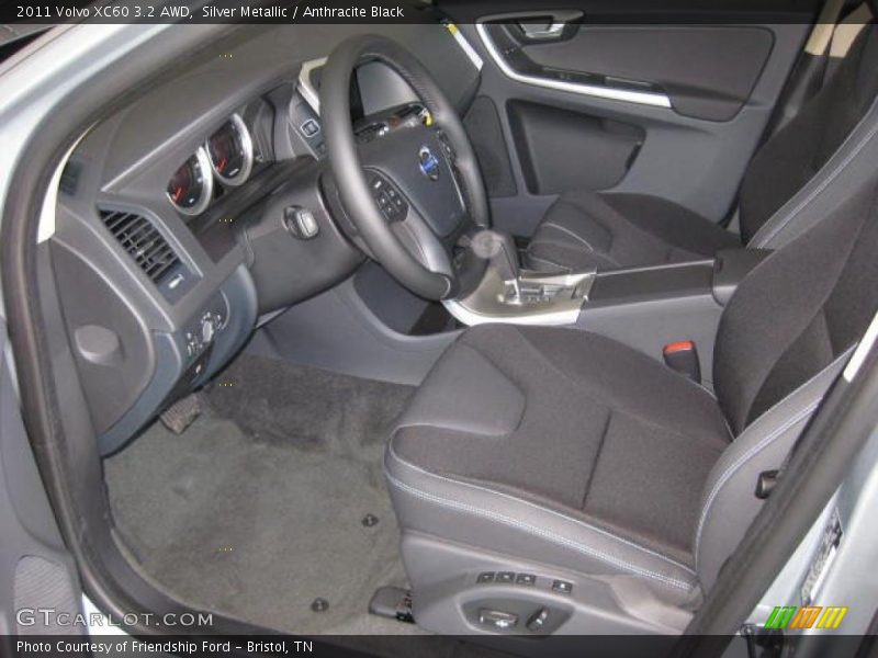  2011 XC60 3.2 AWD Anthracite Black Interior
