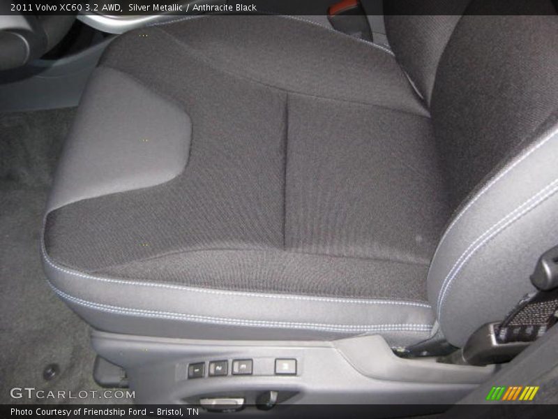 Silver Metallic / Anthracite Black 2011 Volvo XC60 3.2 AWD