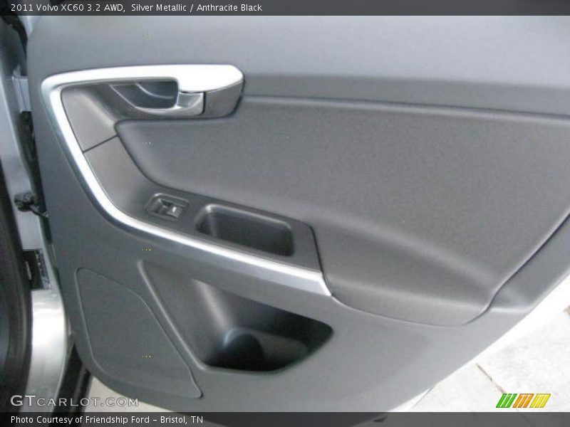 Silver Metallic / Anthracite Black 2011 Volvo XC60 3.2 AWD