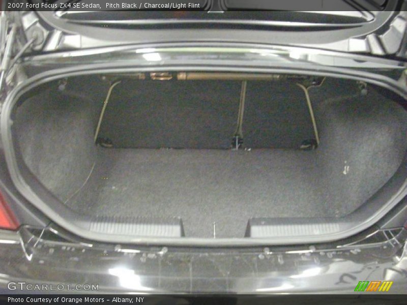 Pitch Black / Charcoal/Light Flint 2007 Ford Focus ZX4 SE Sedan