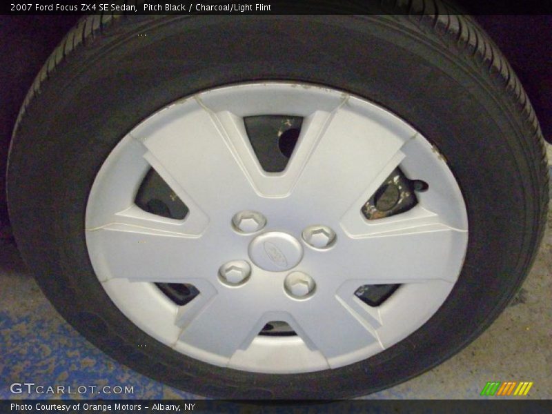 Pitch Black / Charcoal/Light Flint 2007 Ford Focus ZX4 SE Sedan
