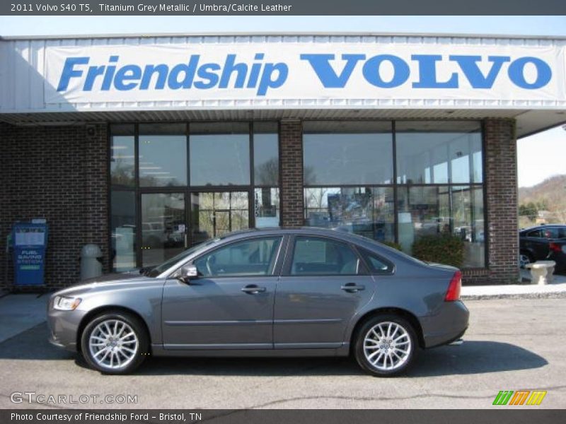 Titanium Grey Metallic / Umbra/Calcite Leather 2011 Volvo S40 T5