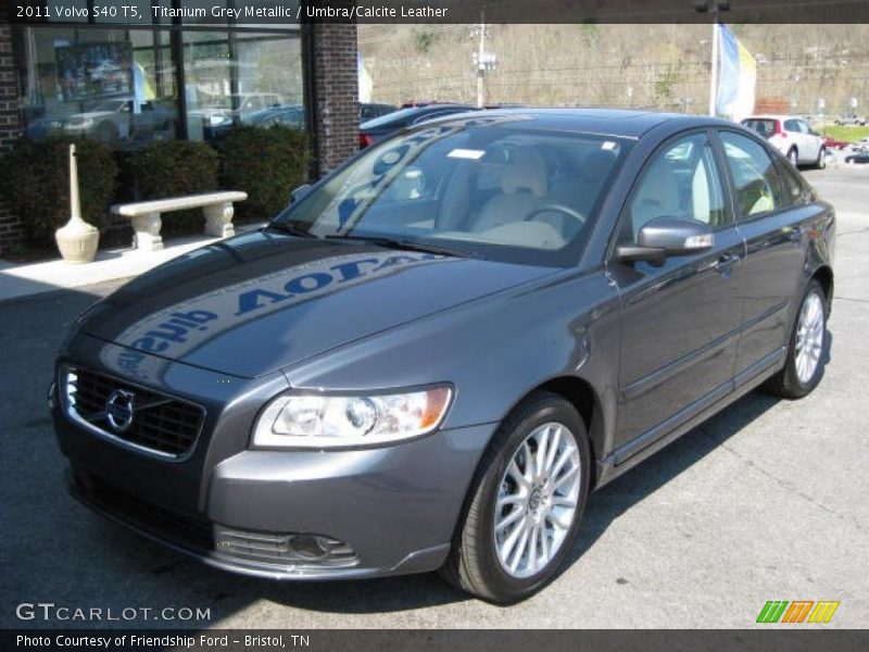 Titanium Grey Metallic / Umbra/Calcite Leather 2011 Volvo S40 T5