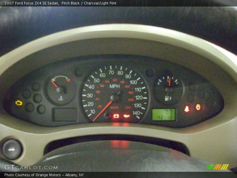 Pitch Black / Charcoal/Light Flint 2007 Ford Focus ZX4 SE Sedan