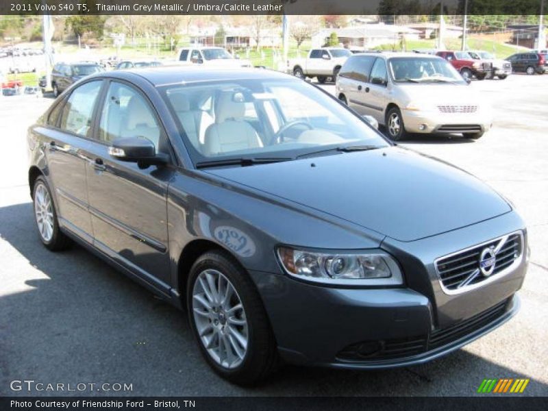 Titanium Grey Metallic / Umbra/Calcite Leather 2011 Volvo S40 T5
