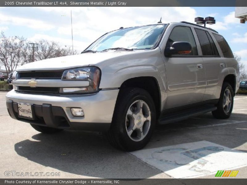 Silverstone Metallic / Light Gray 2005 Chevrolet TrailBlazer LT 4x4
