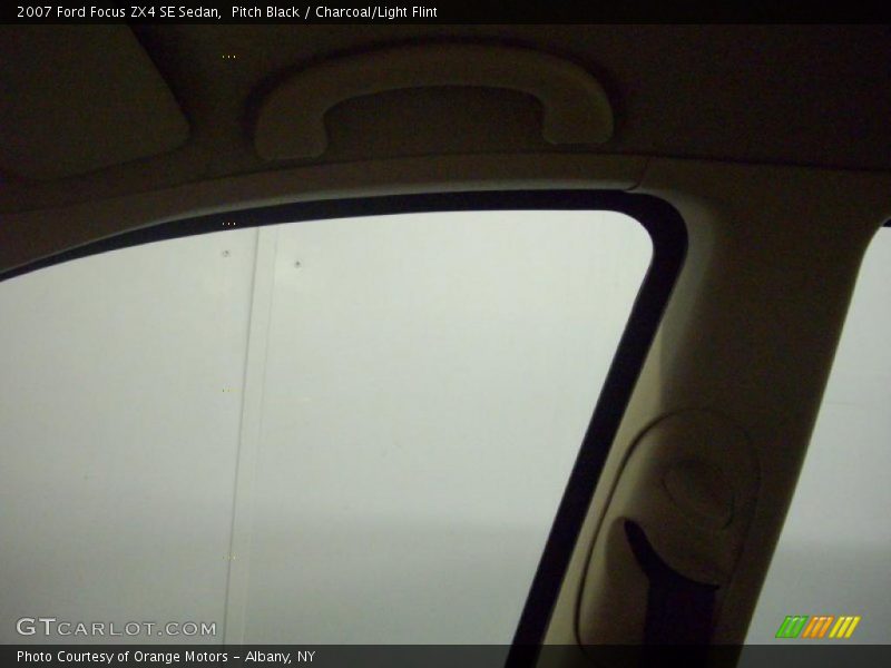 Pitch Black / Charcoal/Light Flint 2007 Ford Focus ZX4 SE Sedan