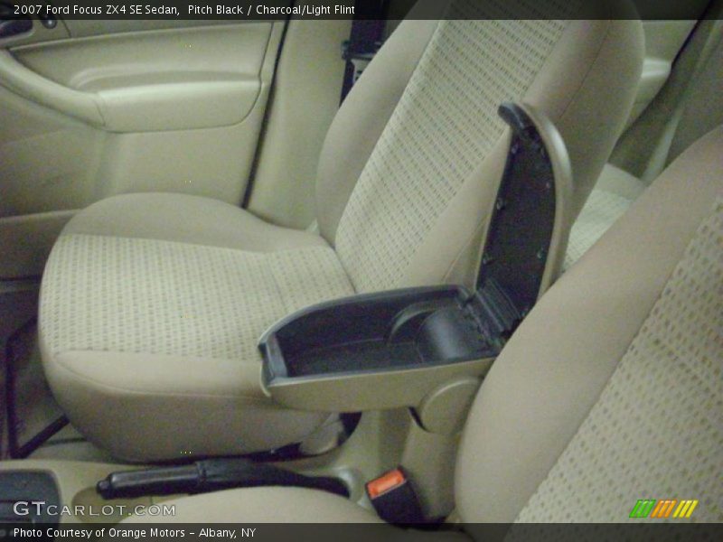 Pitch Black / Charcoal/Light Flint 2007 Ford Focus ZX4 SE Sedan