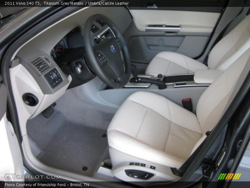  2011 S40 T5 Umbra/Calcite Leather Interior