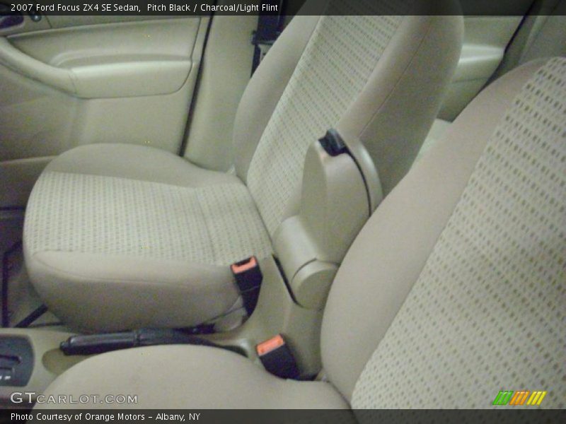 Pitch Black / Charcoal/Light Flint 2007 Ford Focus ZX4 SE Sedan