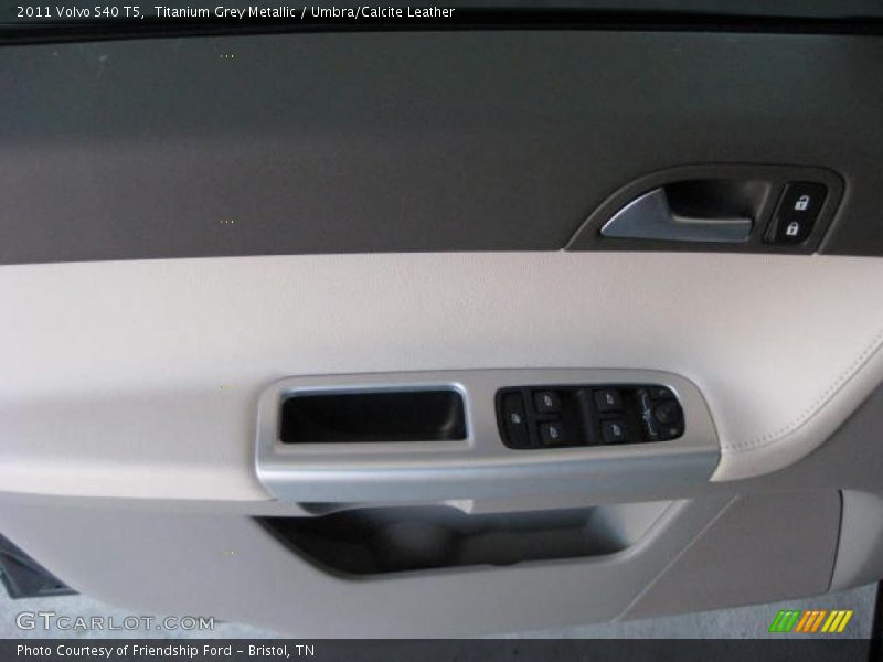 Titanium Grey Metallic / Umbra/Calcite Leather 2011 Volvo S40 T5