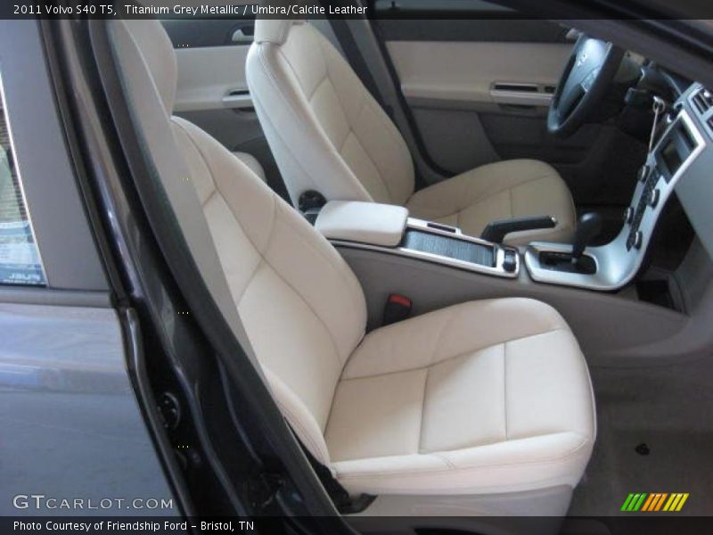  2011 S40 T5 Umbra/Calcite Leather Interior