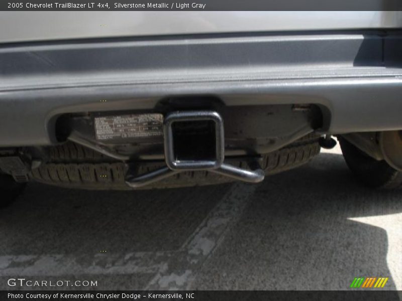 Silverstone Metallic / Light Gray 2005 Chevrolet TrailBlazer LT 4x4