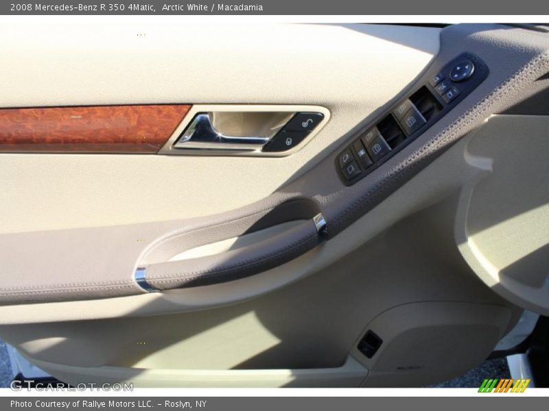 Arctic White / Macadamia 2008 Mercedes-Benz R 350 4Matic
