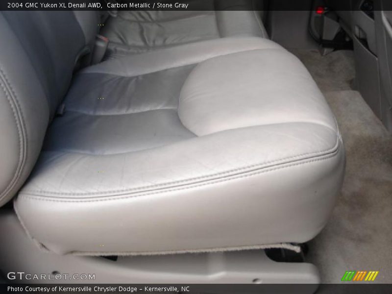 Carbon Metallic / Stone Gray 2004 GMC Yukon XL Denali AWD