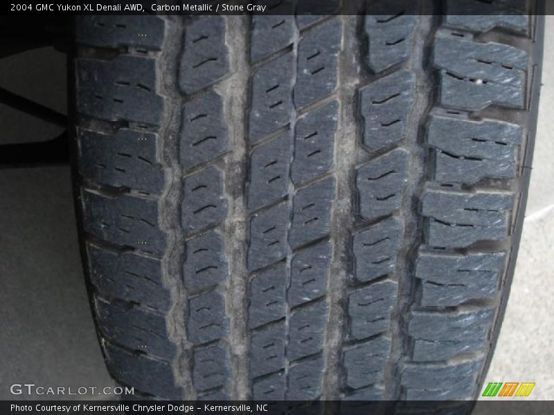 Carbon Metallic / Stone Gray 2004 GMC Yukon XL Denali AWD