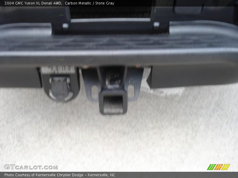 Carbon Metallic / Stone Gray 2004 GMC Yukon XL Denali AWD