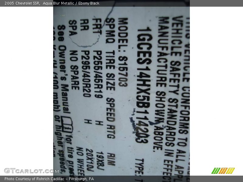 Aqua Blur Metallic / Ebony Black 2005 Chevrolet SSR