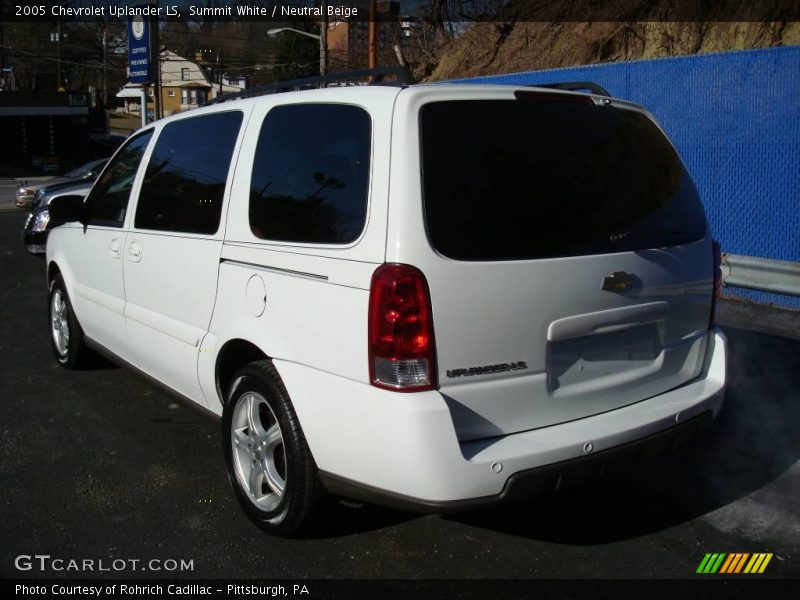 Summit White / Neutral Beige 2005 Chevrolet Uplander LS