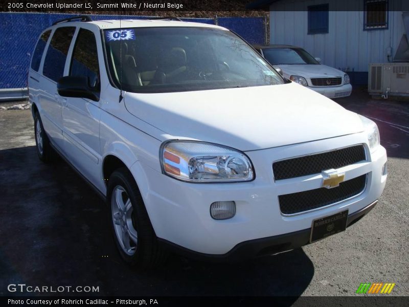 Summit White / Neutral Beige 2005 Chevrolet Uplander LS