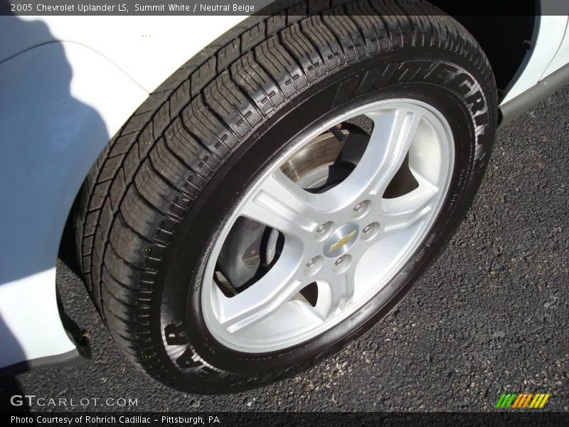 Summit White / Neutral Beige 2005 Chevrolet Uplander LS