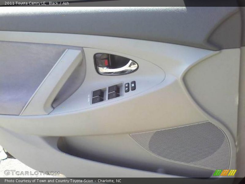 Black / Ash 2011 Toyota Camry LE
