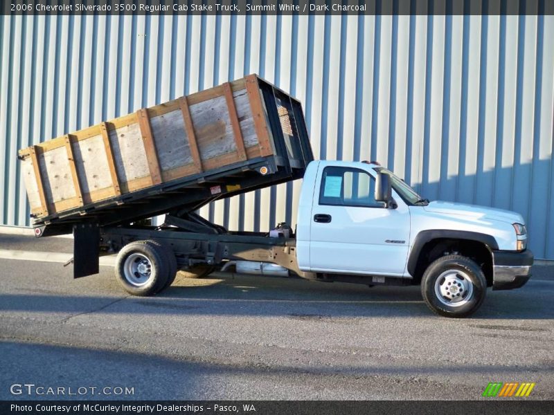Summit White / Dark Charcoal 2006 Chevrolet Silverado 3500 Regular Cab Stake Truck