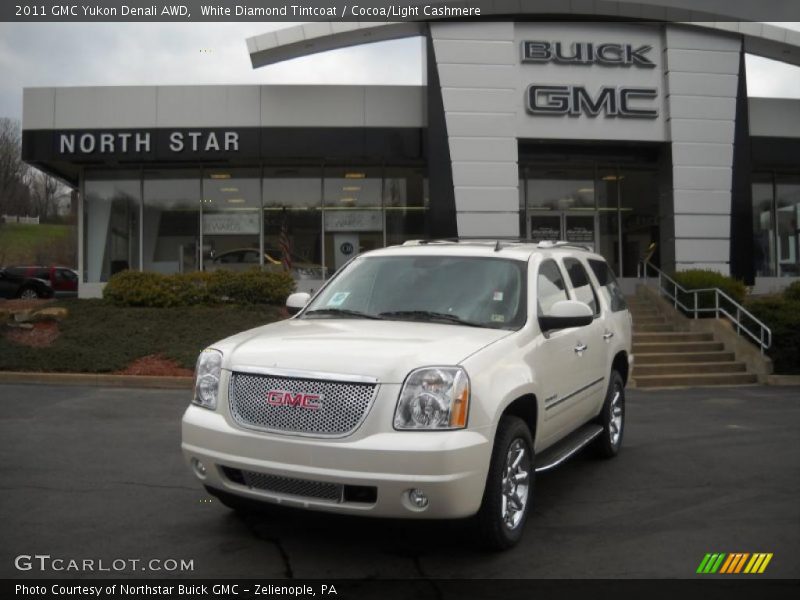 White Diamond Tintcoat / Cocoa/Light Cashmere 2011 GMC Yukon Denali AWD