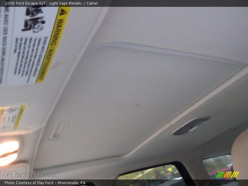 Light Sage Metallic / Camel 2008 Ford Escape XLT