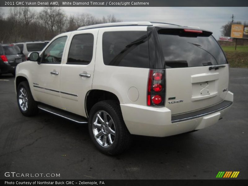 White Diamond Tintcoat / Cocoa/Light Cashmere 2011 GMC Yukon Denali AWD