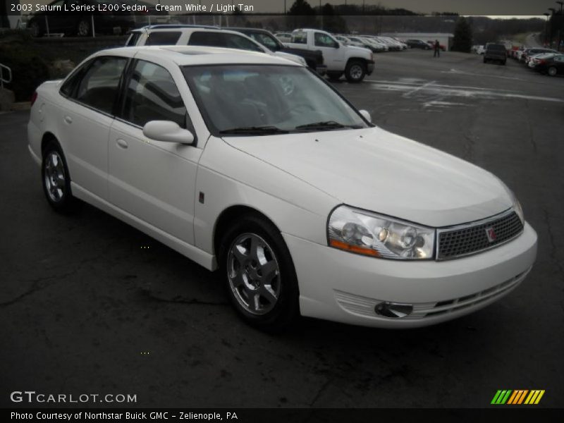 Cream White / Light Tan 2003 Saturn L Series L200 Sedan