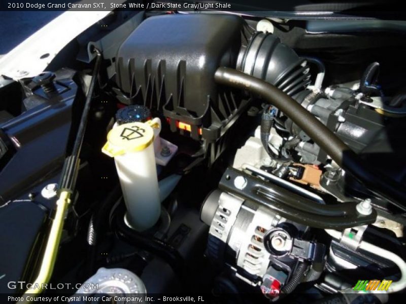 Stone White / Dark Slate Gray/Light Shale 2010 Dodge Grand Caravan SXT
