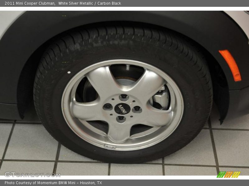 White Silver Metallic / Carbon Black 2011 Mini Cooper Clubman
