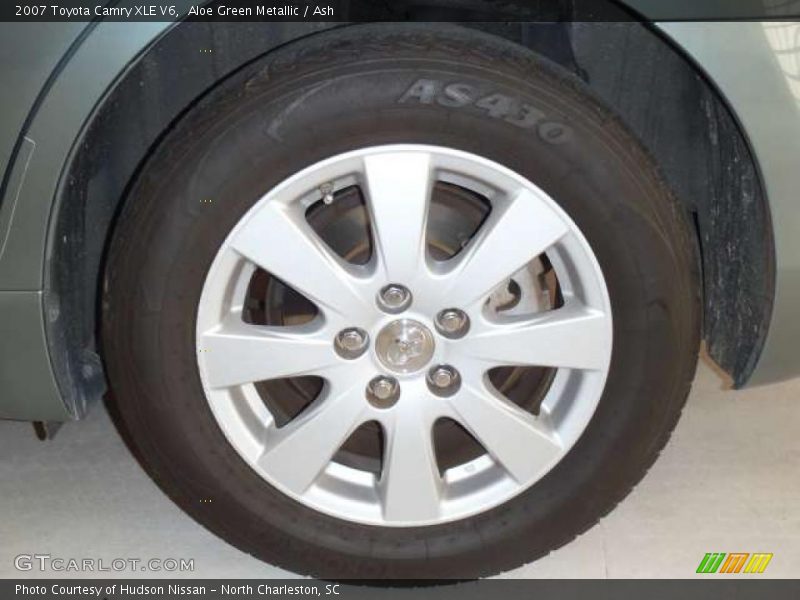 Aloe Green Metallic / Ash 2007 Toyota Camry XLE V6