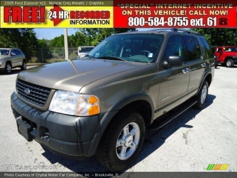 Mineral Grey Metallic / Graphite 2005 Ford Explorer XLS