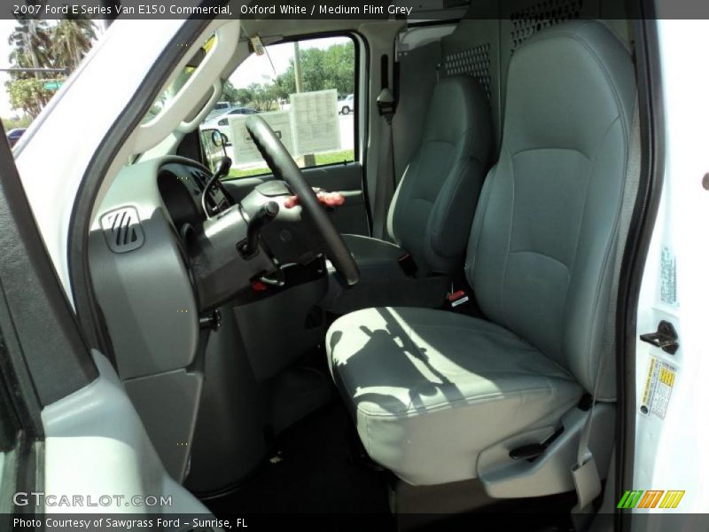 Oxford White / Medium Flint Grey 2007 Ford E Series Van E150 Commercial