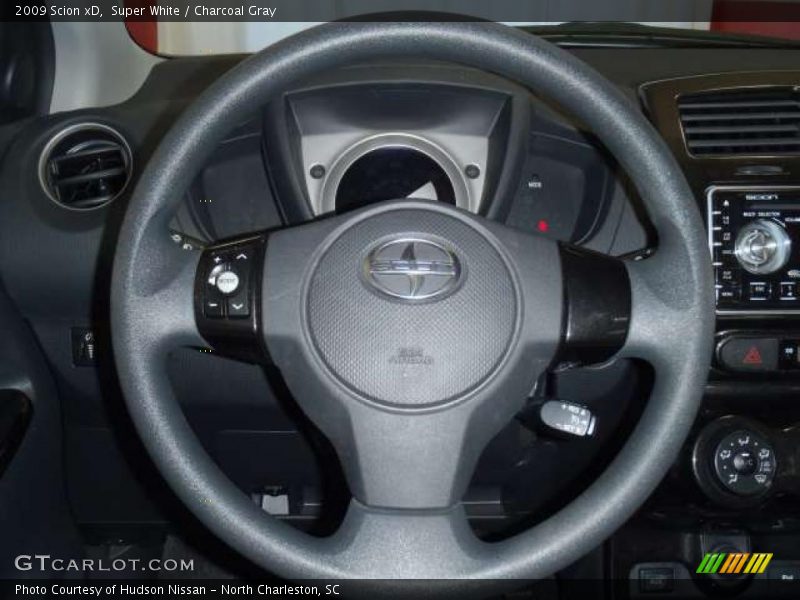 Super White / Charcoal Gray 2009 Scion xD