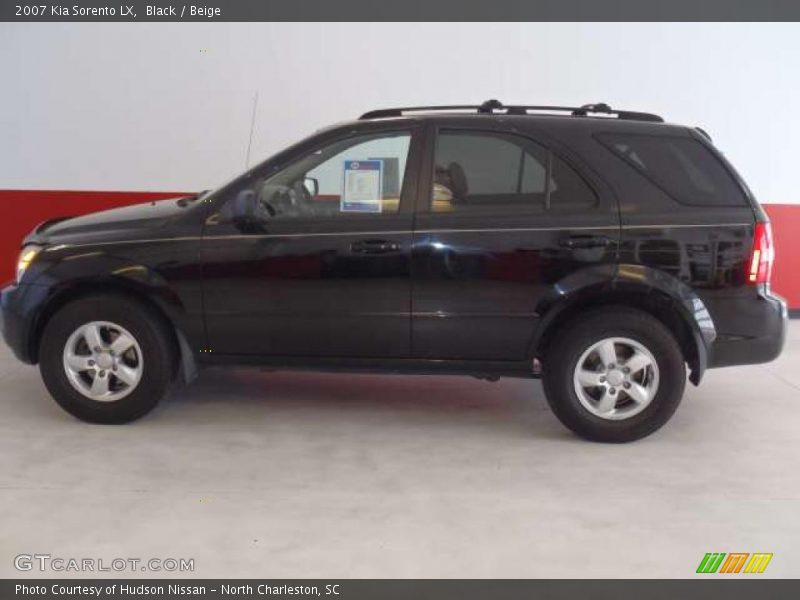 Black / Beige 2007 Kia Sorento LX